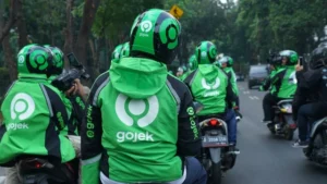 sejarah-ojek-indonesia-dulu-ngobjek-kini-ojol